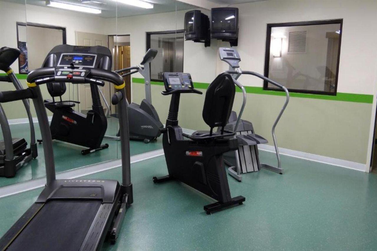 Extended Stay America Select Suites - Raleigh - Rtp - 4610 Miami Blvd Durham Exteriör bild