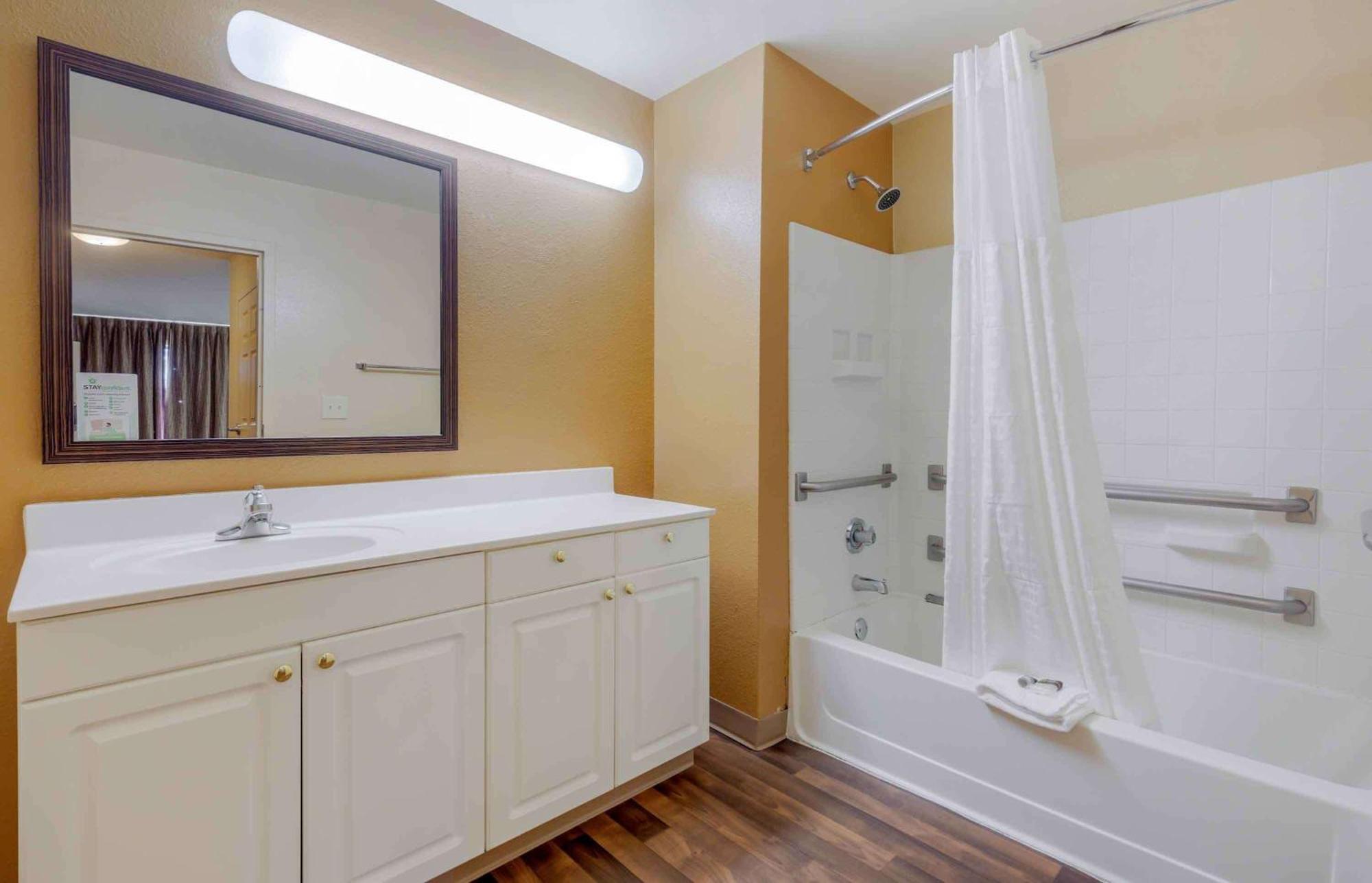 Extended Stay America Select Suites - Raleigh - Rtp - 4610 Miami Blvd Durham Exteriör bild