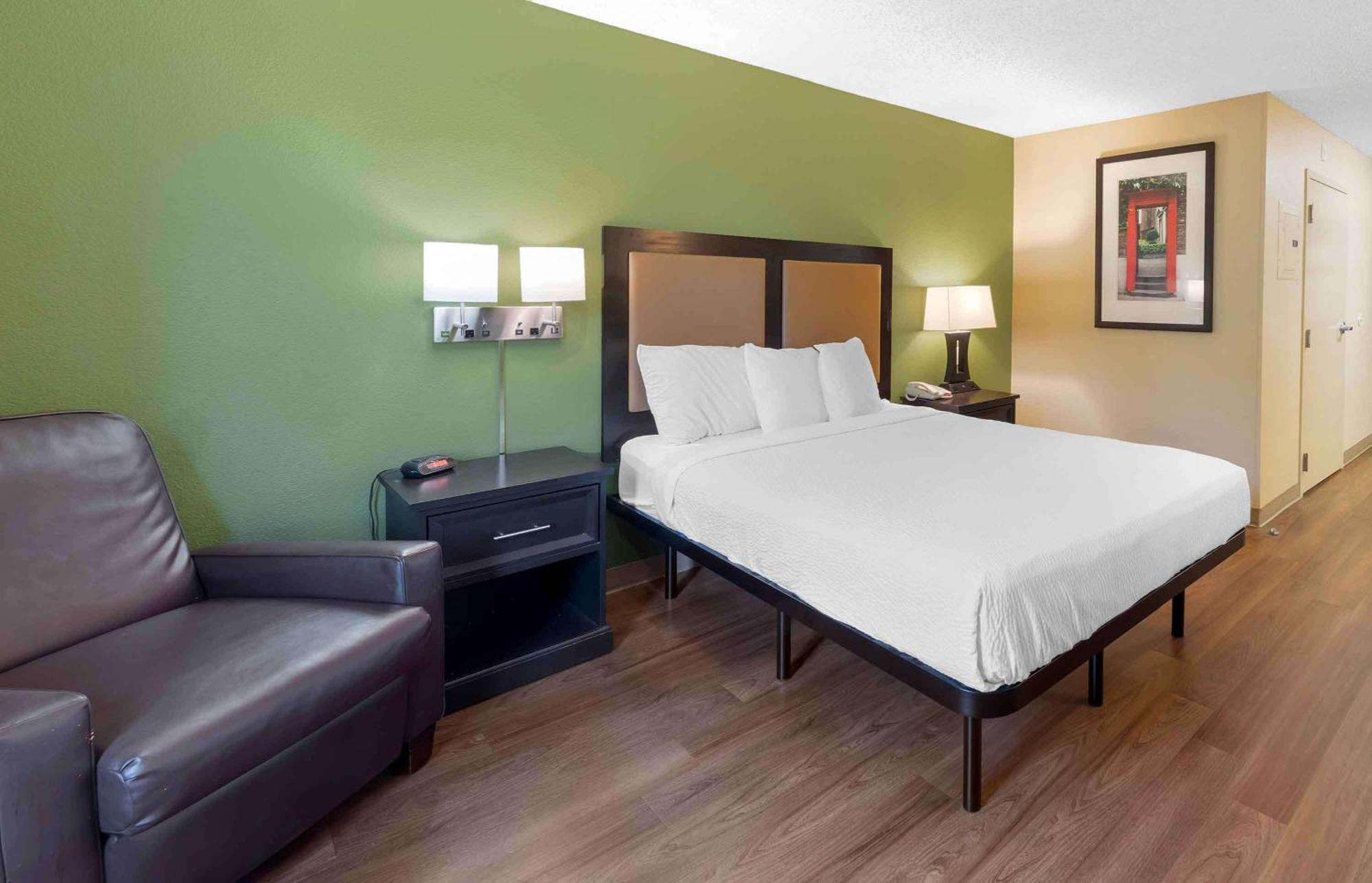 Extended Stay America Select Suites - Raleigh - Rtp - 4610 Miami Blvd Durham Exteriör bild