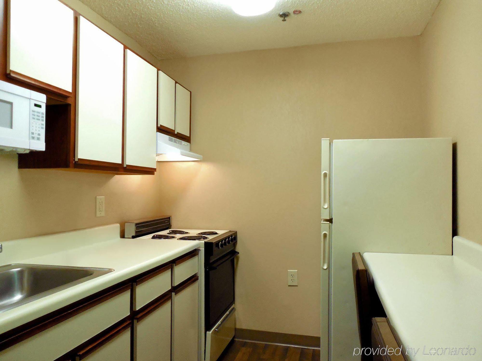 Extended Stay America Select Suites - Raleigh - Rtp - 4610 Miami Blvd Durham Exteriör bild